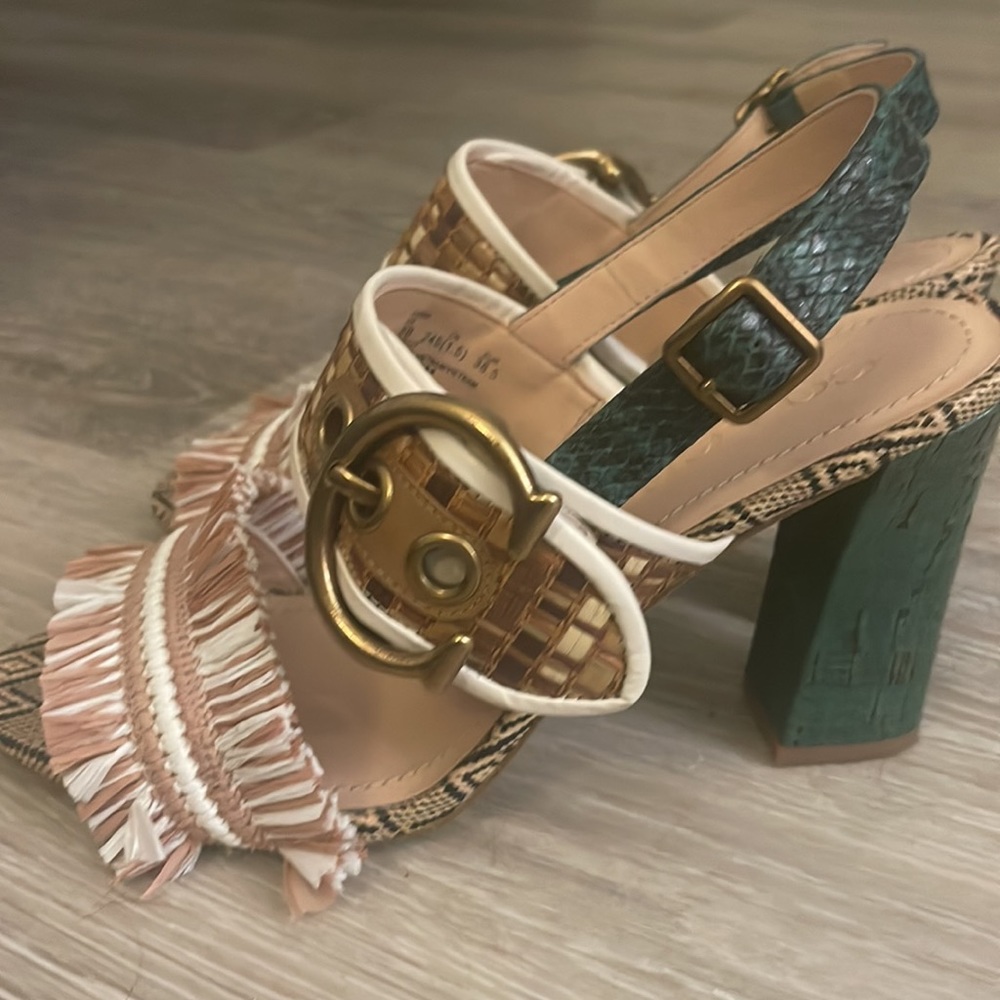 COACH SHOES - Picture 2 of 7